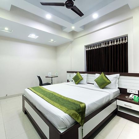 Itsy By Treebo - Jai Ambe Maa Hotel Kalkutta Kültér fotó