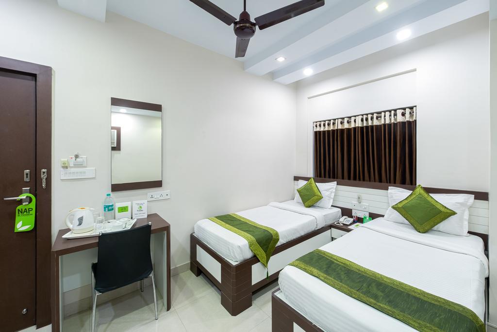 Itsy By Treebo - Jai Ambe Maa Hotel Kalkutta Kültér fotó