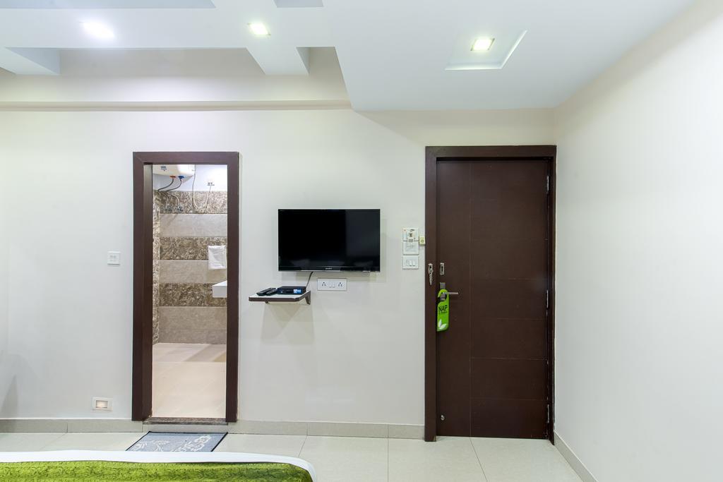 Itsy By Treebo - Jai Ambe Maa Hotel Kalkutta Kültér fotó